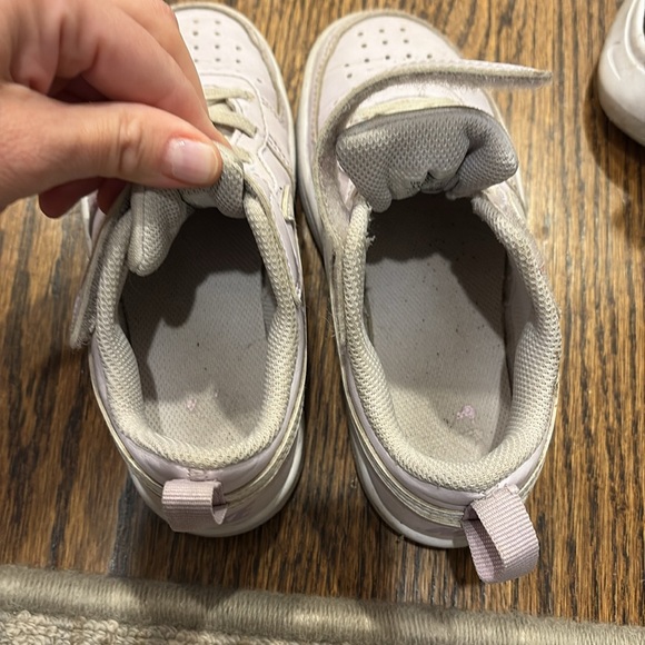 Nike toddler lavender sneakers - Picture 8 of 8